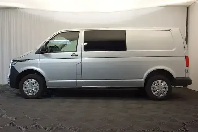Gebraucht VW T6.1 150 PS (110 kW) 2021 Silber Van