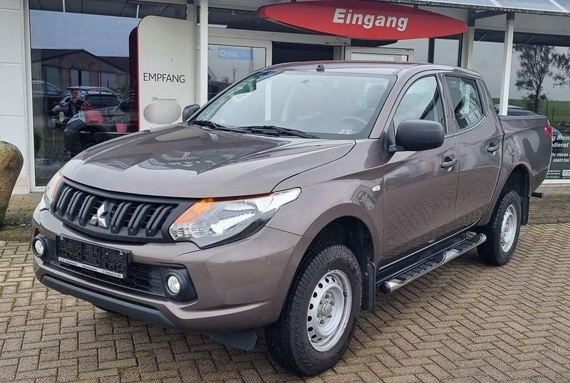 Braun Gebraucht 2017 Mitsubishi L200 Abholung | 15.990 € (Fairer Preis) - Bild 1/4