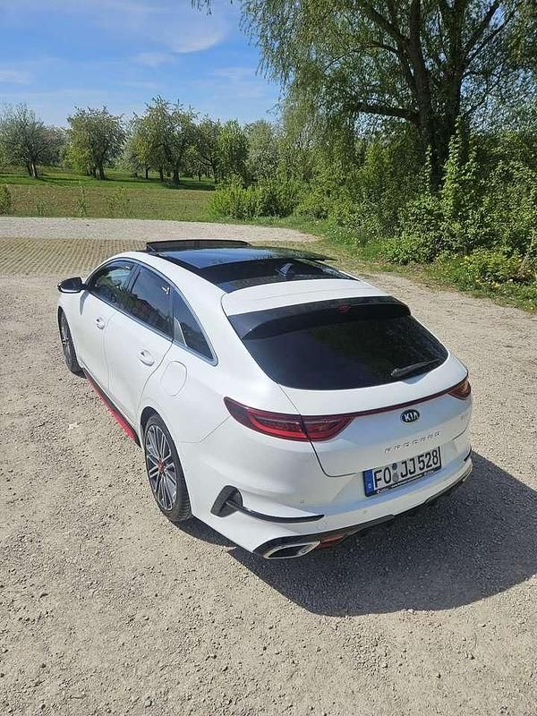 Gebraucht Kia ProCeed GT 204 PS (150 kW) 2021 Kleinwagen