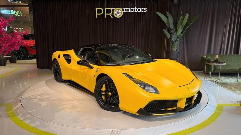 Gebraucht Ferrari 488 669 PS (492 kW) 2018 Gelb