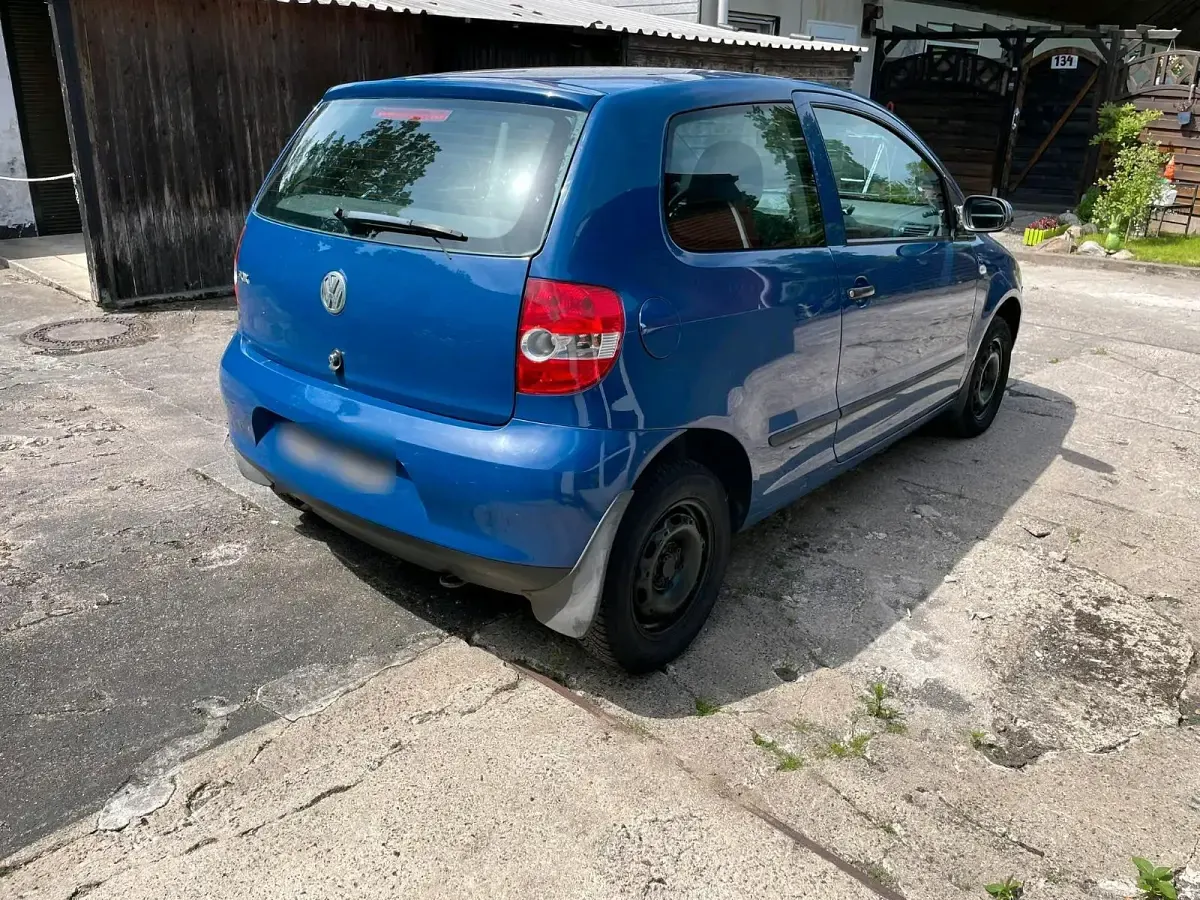Gebraucht VW Fox 55 PS (40 kW) 2006 Blau Kleinwagen