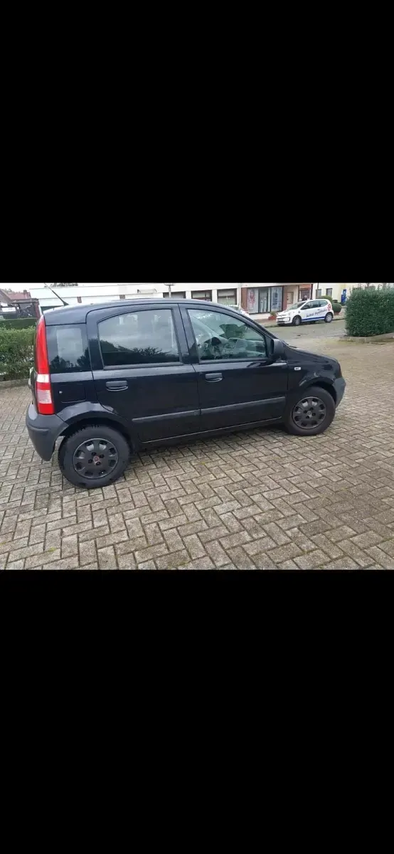 Gebraucht Fiat Panda 60 PS (44 kW) 2011 Schwarz Kleinwagen
