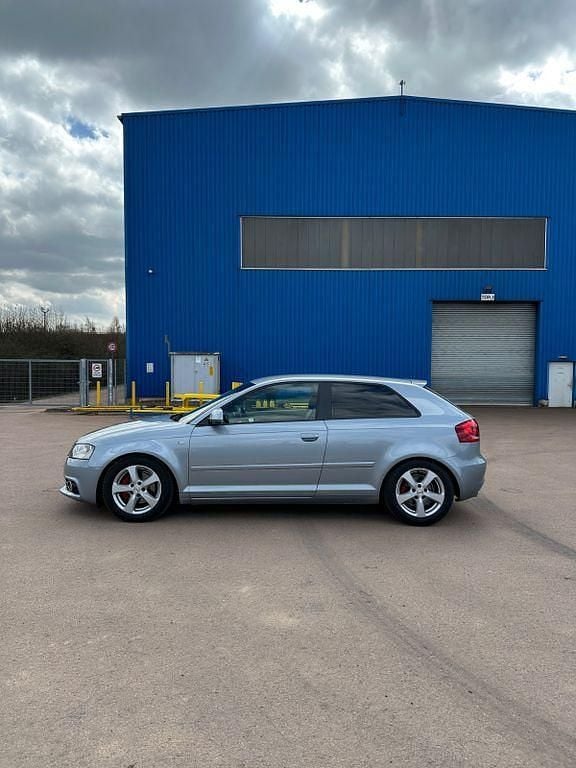 Gebraucht Audi A3 S-Line 140 PS (102 kW) 2009 Grau Kleinwagen