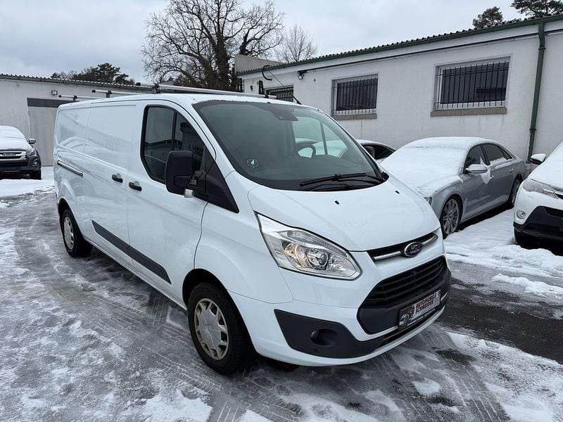 Gebraucht Ford Transit Custom Trend 131 PS (96 kW) 2017 Weiß Van / Kleinbus