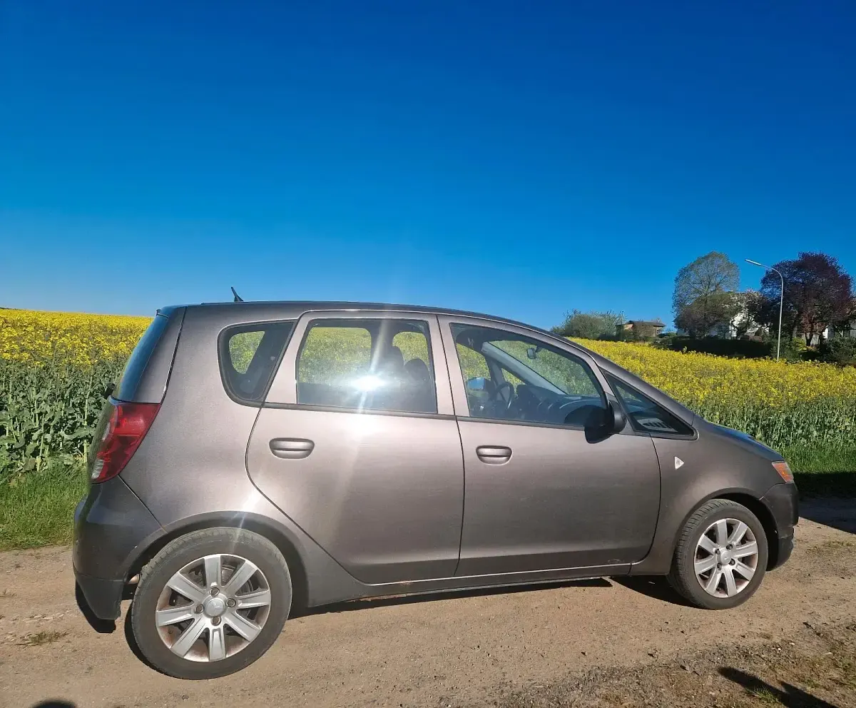 Second-hand Mitsubishi Colt 95 CP (69 kW) 2011 Maro Hatchback