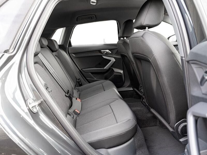 Gebraucht Audi A3 Sportback 116 PS (85 kW) 2025 Manhattangrau Kleinwagen