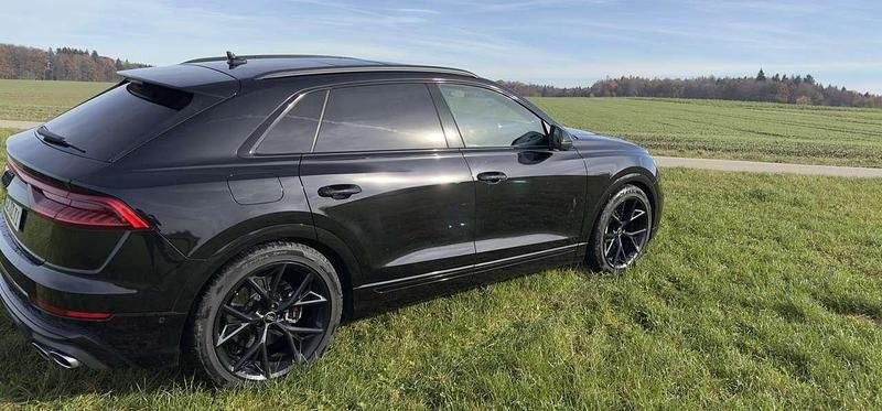 Gebraucht Audi SQ8 Ambiente 435 PS (319 kW) 2020 Schwarz SUV