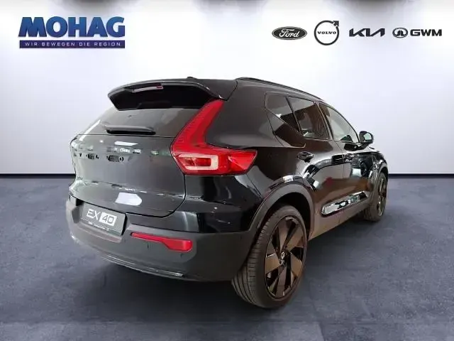 Gebraucht Volvo EX40 Plus 185 kW (252 PS) 2026 (717) onyx schwarz metallic SUV