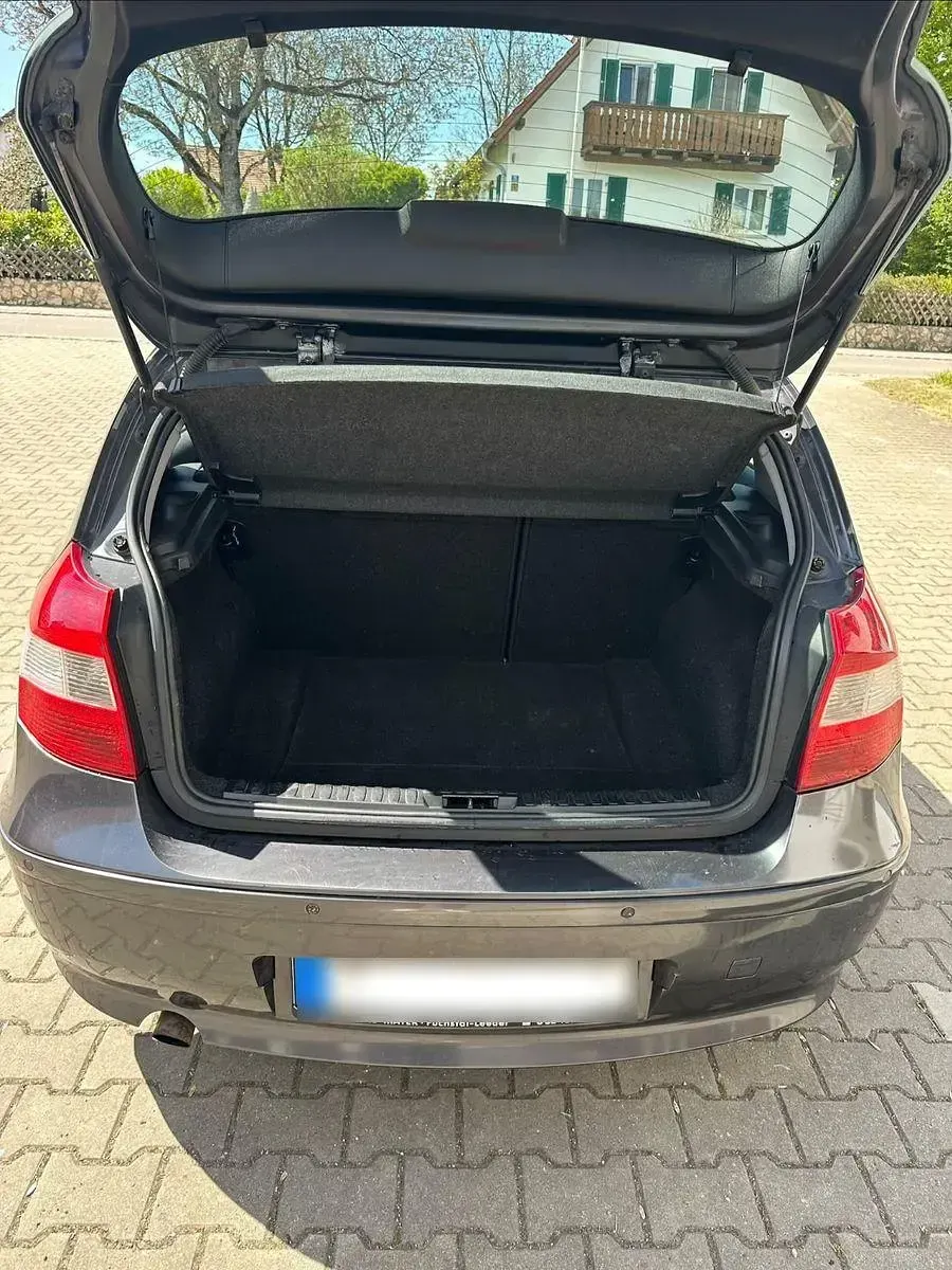 Gebraucht BMW 116 116 PS (85 kW) 2004 Grau Kleinwagen