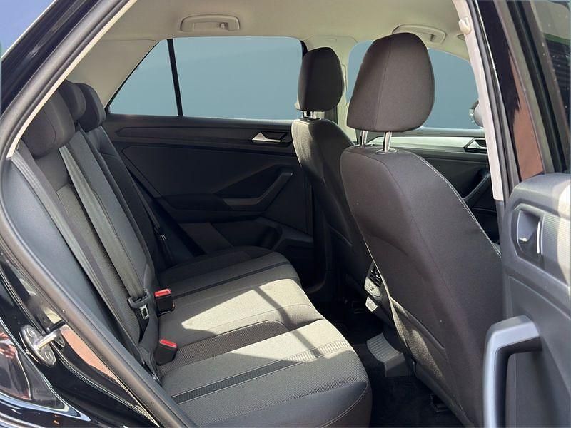 Gebraucht VW T-Roc 110 PS (80 kW) 2023 Schwarz SUV