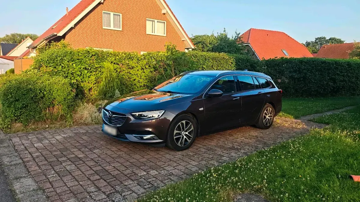 Gebraucht Opel Insignia OPC 136 PS (100 kW) 2018 Braun Kombi