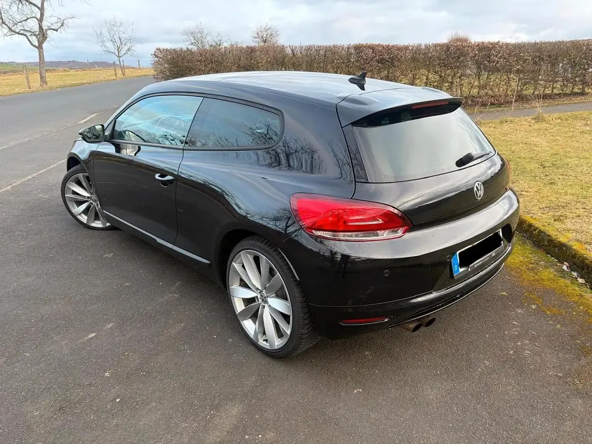 Gebraucht VW Scirocco Edition 160 PS (117 kW) 2011 Schwarz Coupé