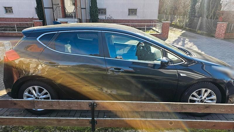 Gebraucht Kia Ceed 101 PS (74 kW) 2018 Schwarz Kleinwagen