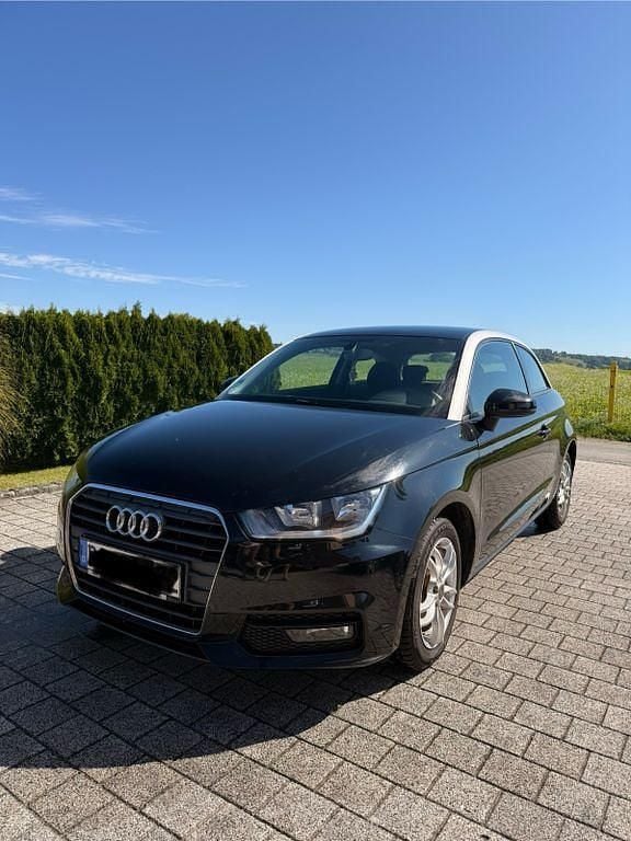 Gebraucht Audi A1 90 PS (66 kW) 2015 Schwarz Limousine