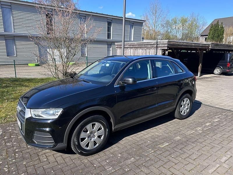 Gebraucht Audi Q3 120 PS (88 kW) 2016 Schwarz SUV
