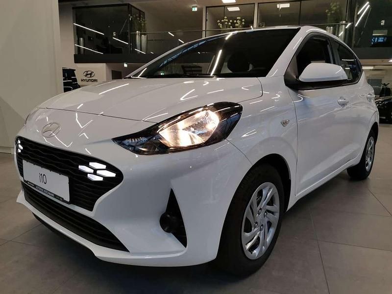 Atlas white Gebraucht 2024 Hyundai i10 Select Kleinwagen | 15.940 € (Fairer Preis) - Bild 1/4