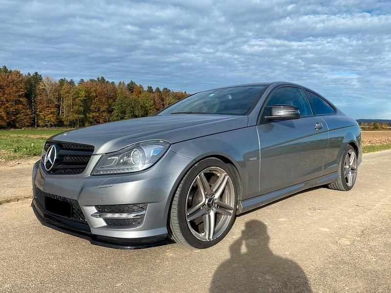 Gebraucht Mercedes C250 Edition 1 204 PS (150 kW) 2012 Grau Coupé