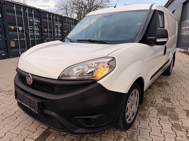 Gebraucht Fiat Doblò Basis 105 PS (77 kW) 2016 Weiß Van / Kleinbus