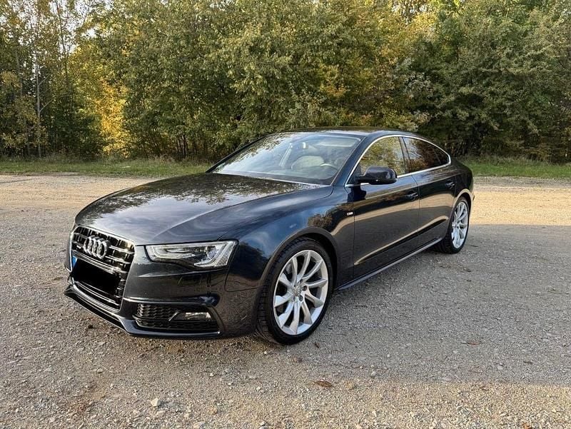 Gebraucht Audi A5 S-Line 224 PS (164 kW) 2014 Blau Coupé