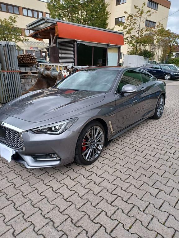 Grau Gebraucht 2019 Infiniti Q60 Coupé | 39.500 € - Bild 1/4