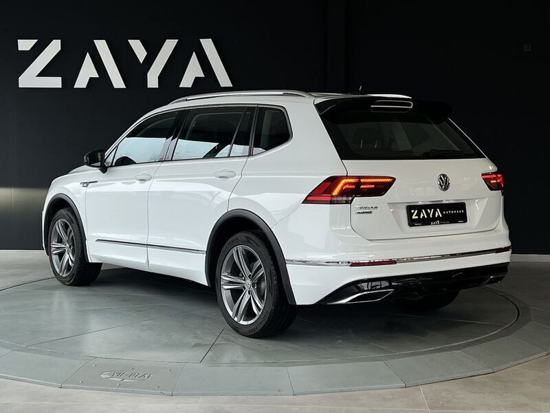 Gebraucht VW Tiguan Allspace R-line 150 PS (110 kW) 2021 Pure white SUV