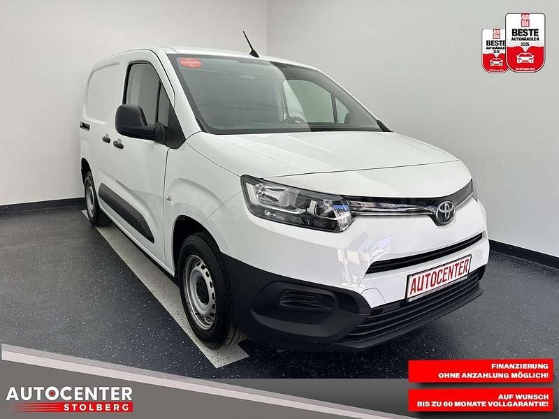 Gebraucht Toyota Proace 75 PS (55 kW) 2021 Schaumweiß Van / Kleinbus