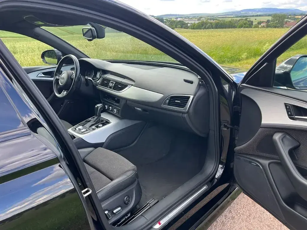Gebraucht Audi A6 Ambiente 190 PS (139 kW) 2017 Schwarz Kombi