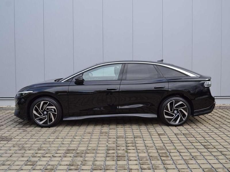 Gebraucht VW ID.7 Pro 210 kW (286 PS) 2023 Grenadillschwarz metallic (metallic) Kleinwagen