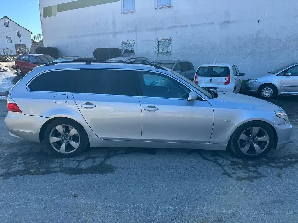 Gebraucht BMW 520 Performance 163 PS (119 kW) 2006 Silber Kombi
