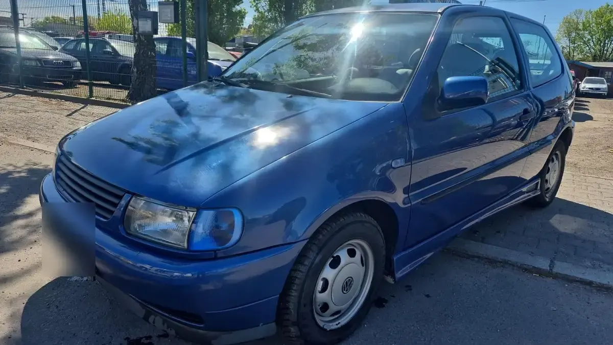 Gebraucht VW Polo 60 PS (44 kW) 1998 Blau Kleinwagen