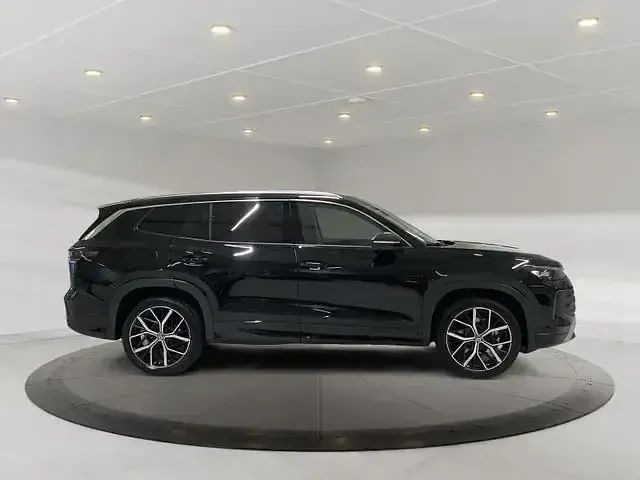 Gebraucht VW Tayron Life 150 PS (110 kW) 2025 Schwarz SUV