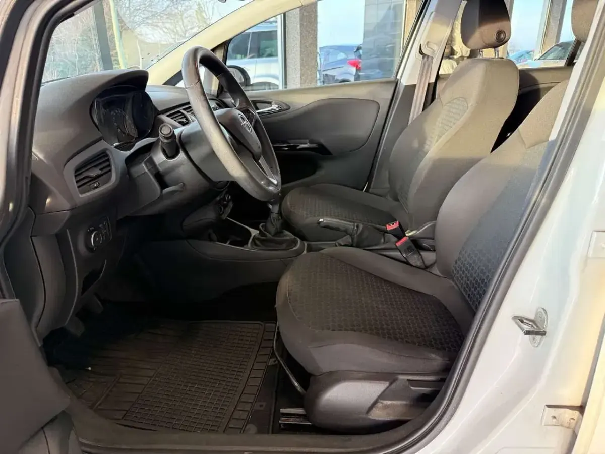 Gebraucht Opel Corsa Selection 69 PS (50 kW) 2017 Schneeweiss/olympic/summit white Kleinwagen