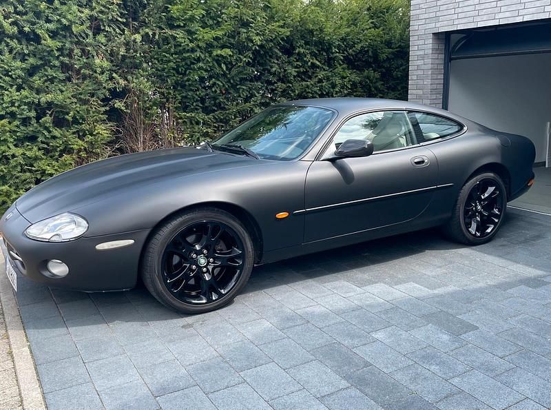 Schwarz Gebraucht 2002 Jaguar XK8 Coupé | 12.950 € (Superpreis) - Bild 1/4