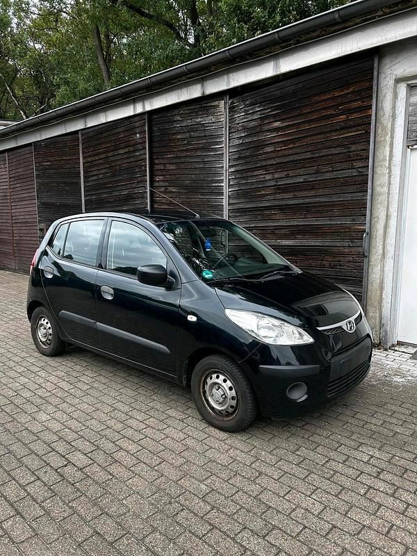 Schwarz Gebraucht 2010 Hyundai i10 Kleinwagen | 2.450 € (Fairer Preis) - Bild 1/4