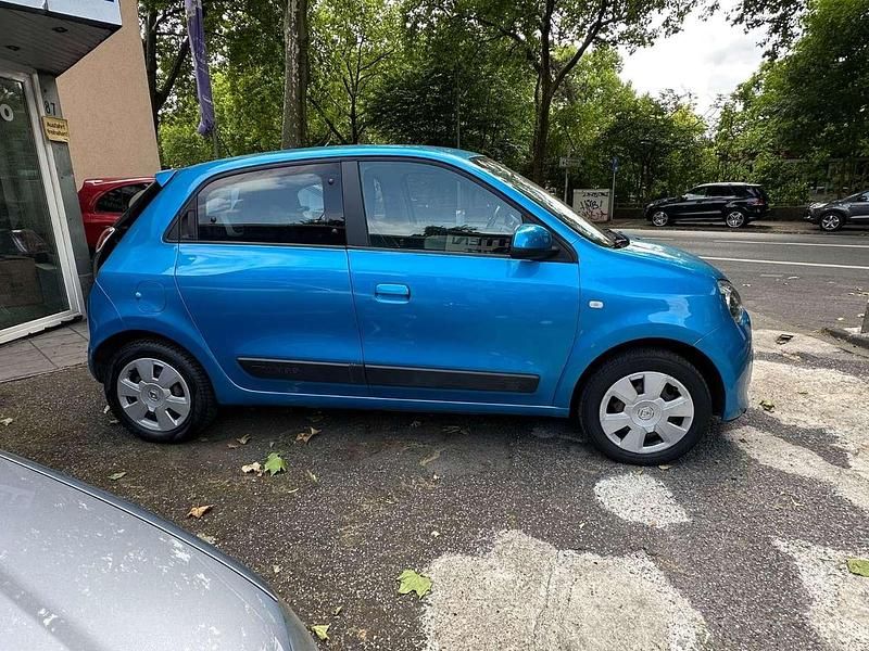 Gebraucht Renault Twingo Dynamique 71 PS (52 kW) 2015 Blau pacific Kleinwagen