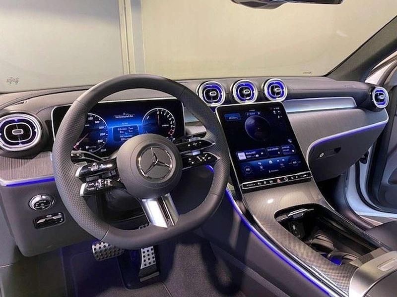 Gebraucht Mercedes GLC400d AMG 252 PS (185 kW) 2024 Weiß SUV