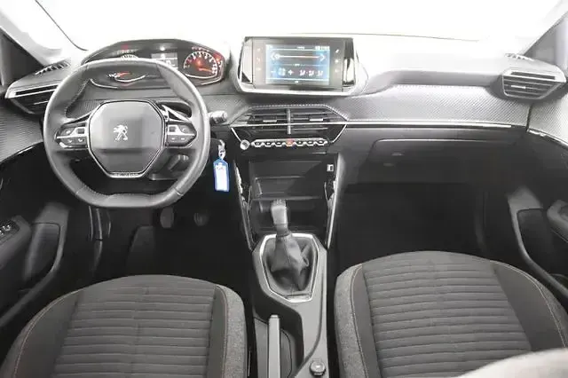 Gebraucht Peugeot 208 Active 75 PS (55 kW) 2023 Schwarz Kleinwagen