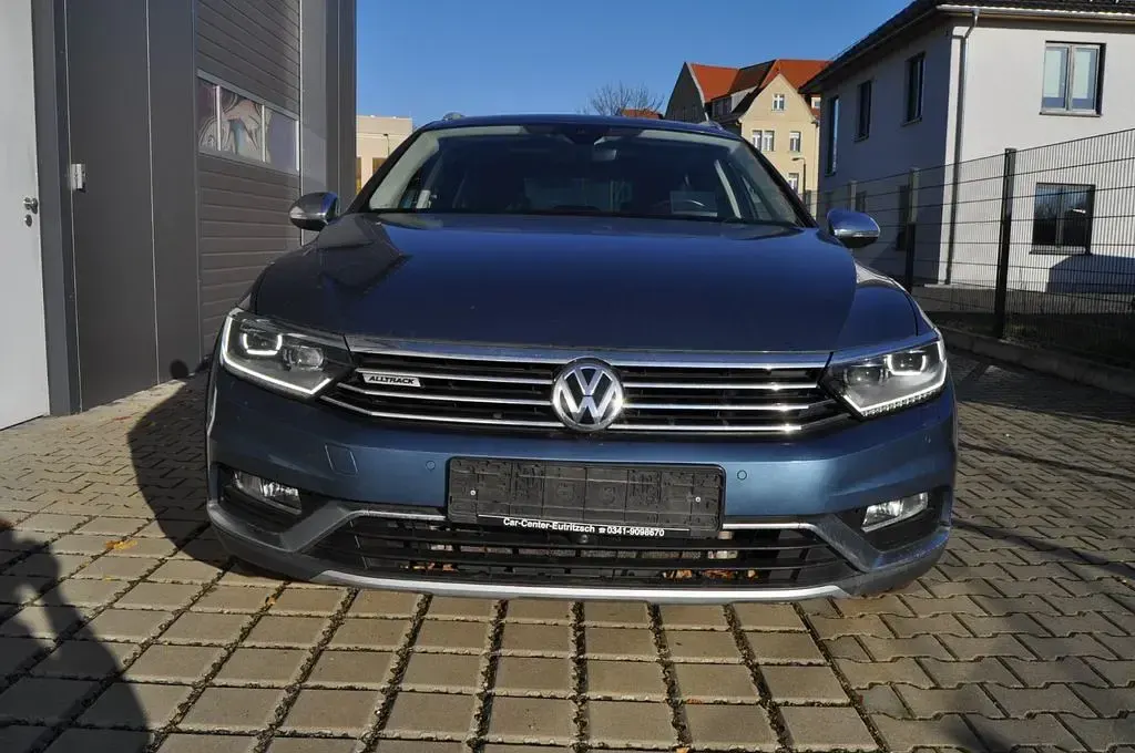 Gebraucht VW Passat Alltrack 220 PS (161 kW) 2017 Blau Kombi