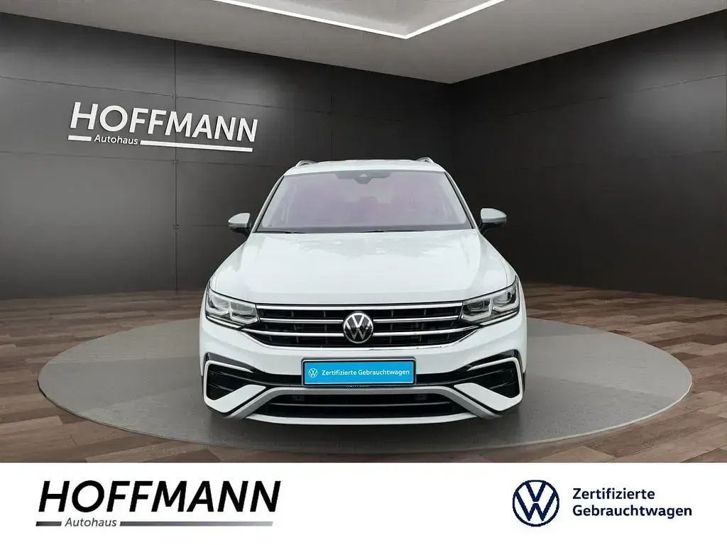 Gebraucht VW Tiguan Allspace Elegance 190 PS (139 kW) 2022 Weiß SUV