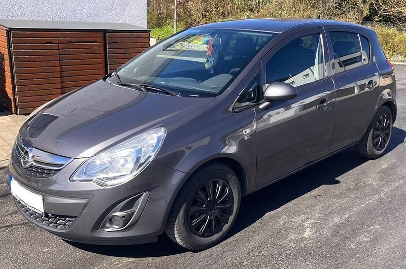 Gebraucht Opel Corsa Edition 101 PS (74 kW) 2012 Grau Kleinwagen