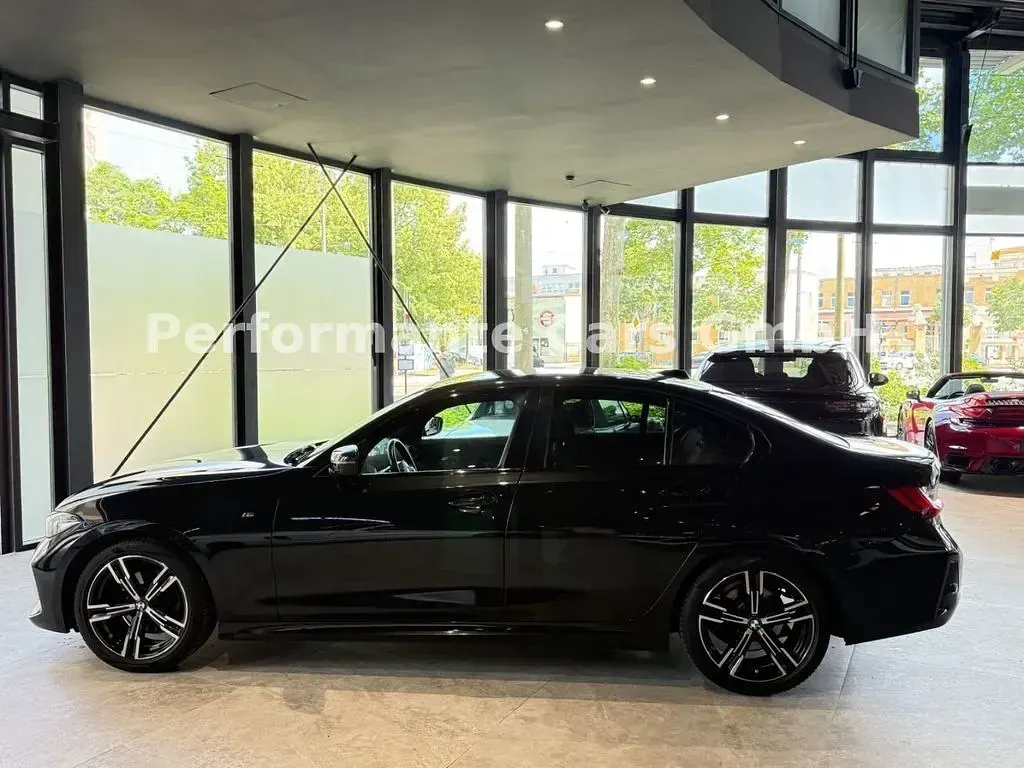 Gebraucht BMW 320 M Sport 190 PS (139 kW) 2024 Schwarz Limousine