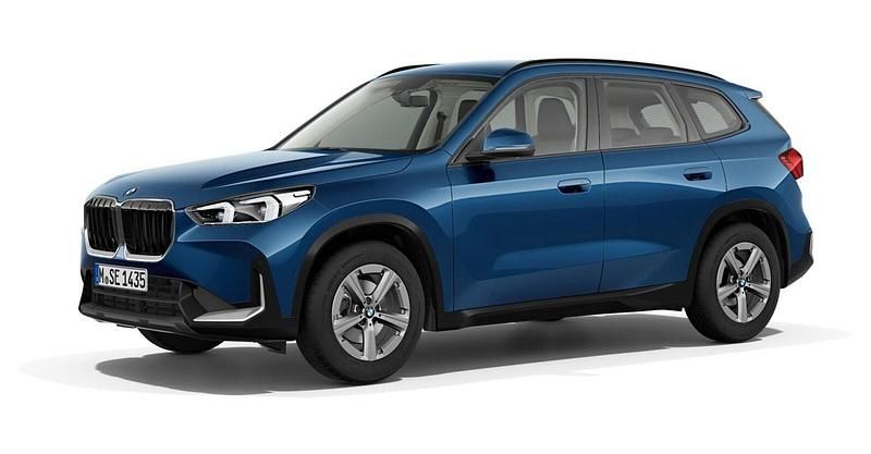 Blau Gebraucht 2025 BMW X1 Shadowline SUV | 43.150 € (Fairer Preis) - Bild 1/4