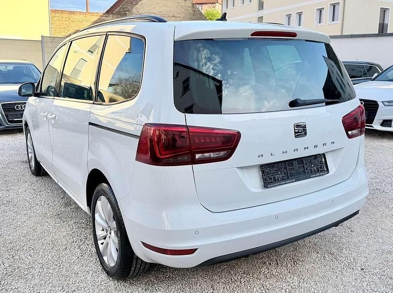 Gebraucht Seat Alhambra 184 PS (135 kW) 2016 Weiß Van / Kleinbus