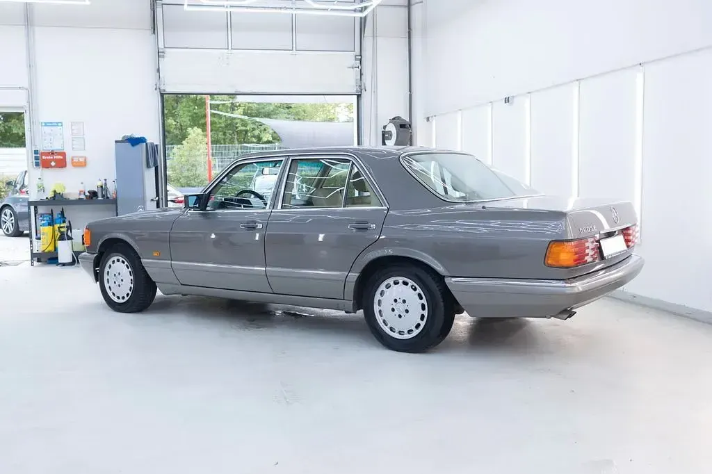 Gebraucht Mercedes 500 SE 245 PS (180 kW) 1987 Grau Limousine