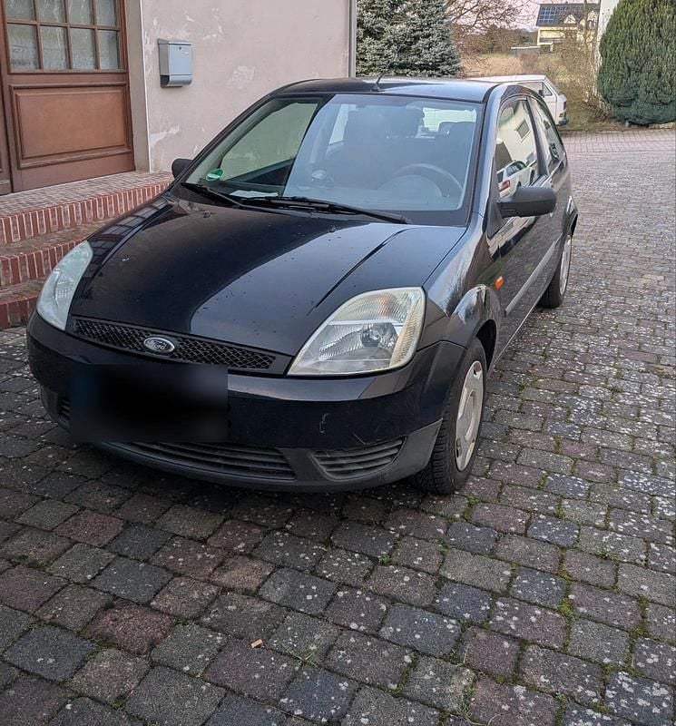 Gebraucht Ford Fiesta 69 PS (50 kW) 2003 Blau Kleinwagen
