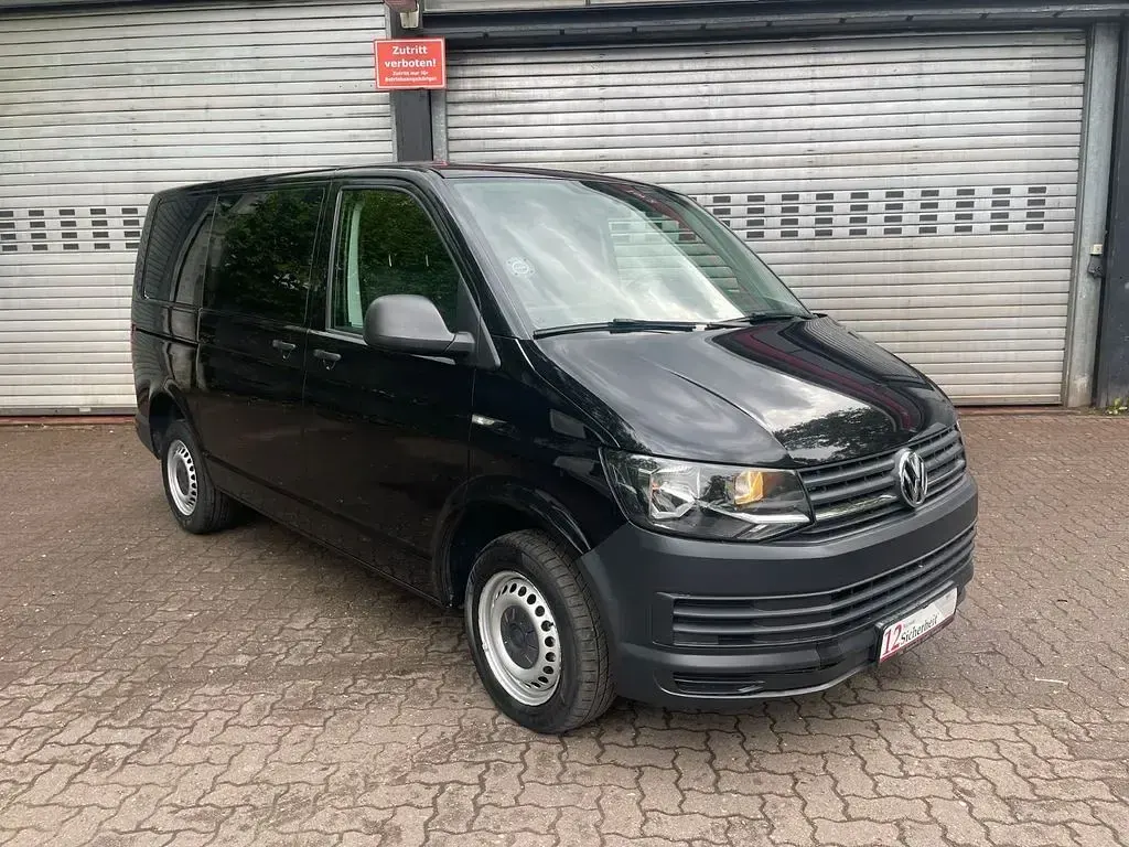 Gebraucht VW Transporter 150 PS (110 kW) 2018 Schwarz Van
