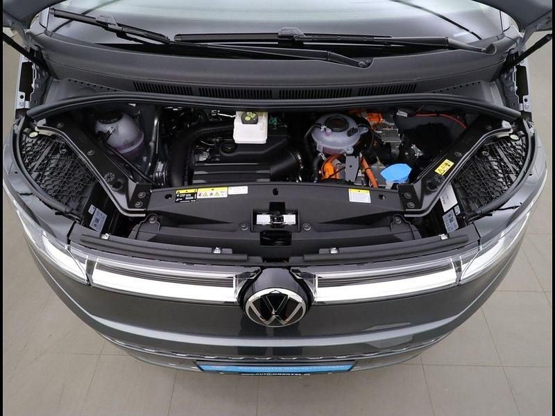 Neu VW Multivan Style 245 PS (180 kW) 2025 Indiumgrau (grey), metallic Van