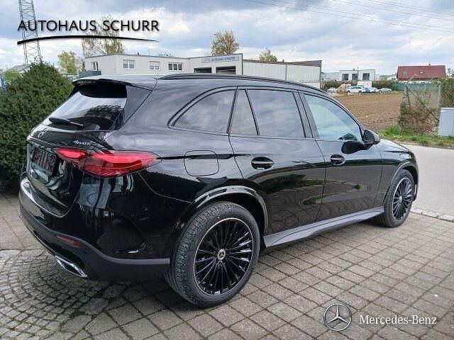 Gebraucht Mercedes GLC300 AMG line 269 PS (197 kW) 2026 Schwarz SUV