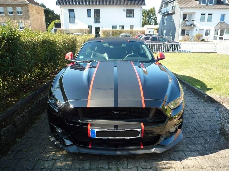 Gebraucht Ford Mustang GT 421 PS (309 kW) 2016 Schwarz Cabrio
