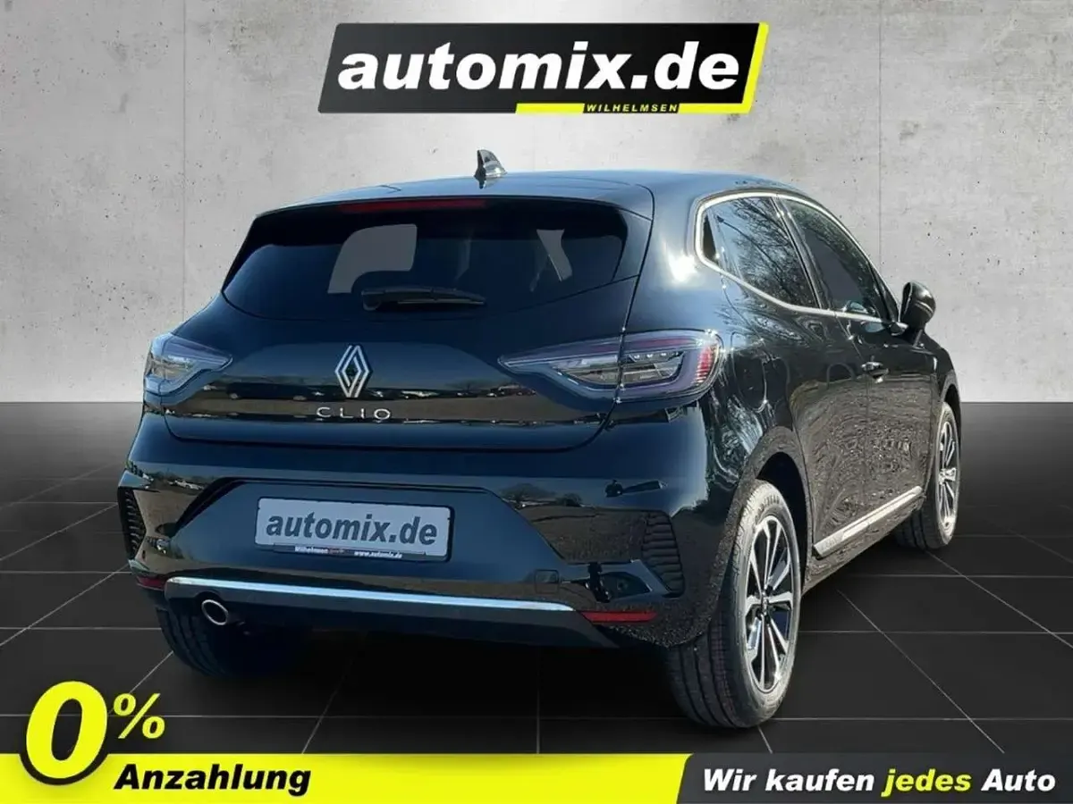 Neu Renault Clio V Techno 91 PS (66 kW) 2025 Schwarz Limousine